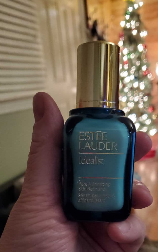 Estee Lauder Idealist Pore Minimizing Skin Refinisher review photo by ChrisB