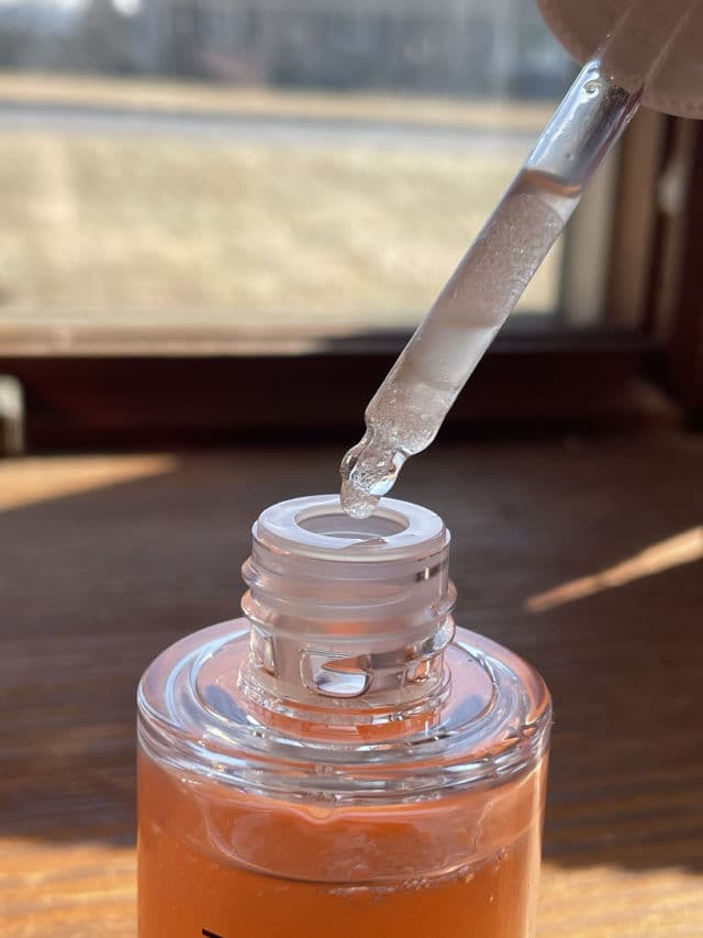 Versed Sunday Morning Antioxidant Oil-Serum review photo by Bailyyskin