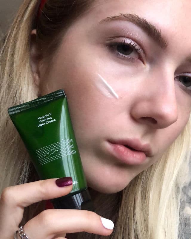 COMMONLABS Vitamin E Calming Light Cream review photo by BlondieRS