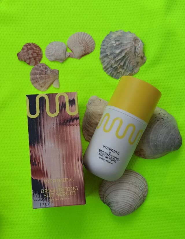 COMMONLABS Vitamin C Brightening Sun Serum SPF50+ PA++++  review photo by raque