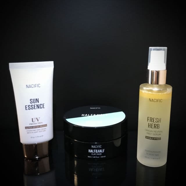 Nacific Half & Half Clay Mask - Sebum Zone review photo by Classicbeauty