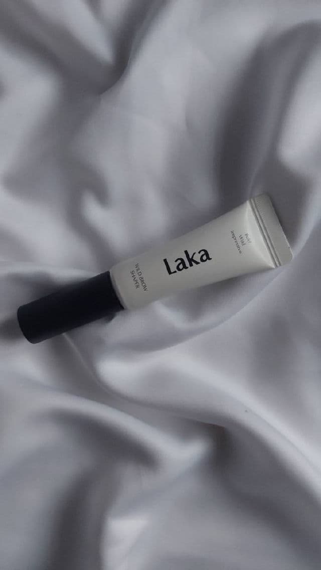 Laka Wild Brow Shaper - Strong review photo by qilss
