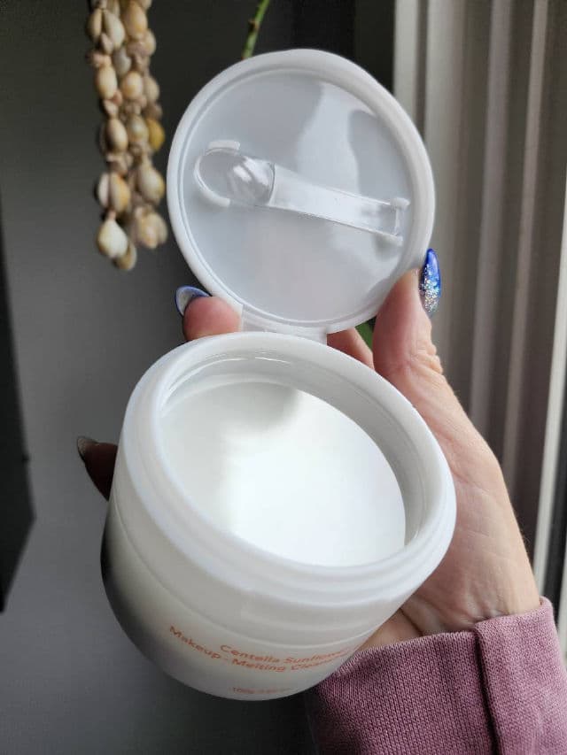 Centella Sunflower Makeup-Melting Cleansing Balm product review