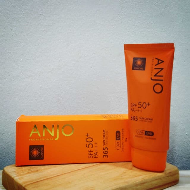 ANJO Professional 365 Sun Cream SPF50+ PA+++ review photo by danielwonderland