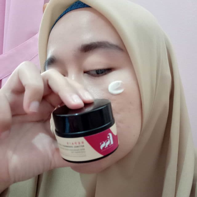 For Skin's Sake Retinol Overnight Cream review photo by nini908