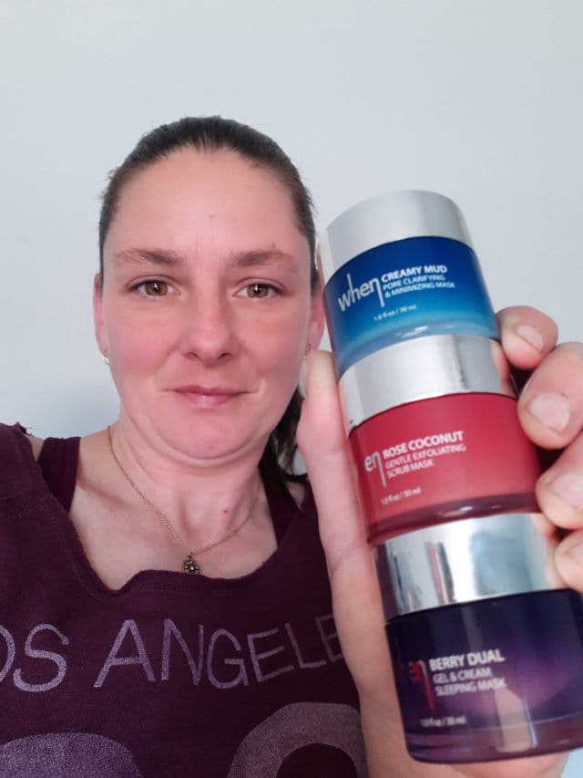 When Beauty Rose Coconut Gentle Exfoliating Scrub Mask review photo by Santinosmomma