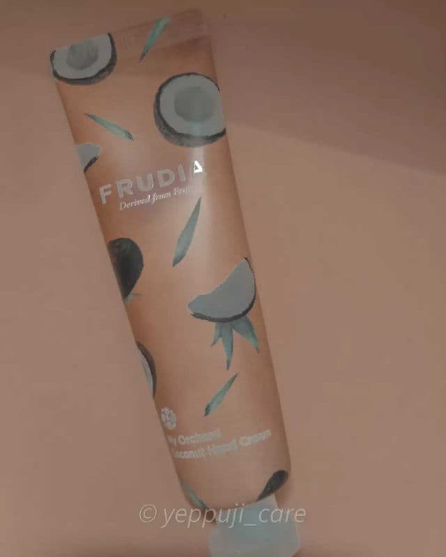Frudia My Orchard Coconut Hand Cream review photo by yeppujicare