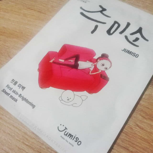 Jumiso First Skin Brightening Mask review photo by ameliaoktarija