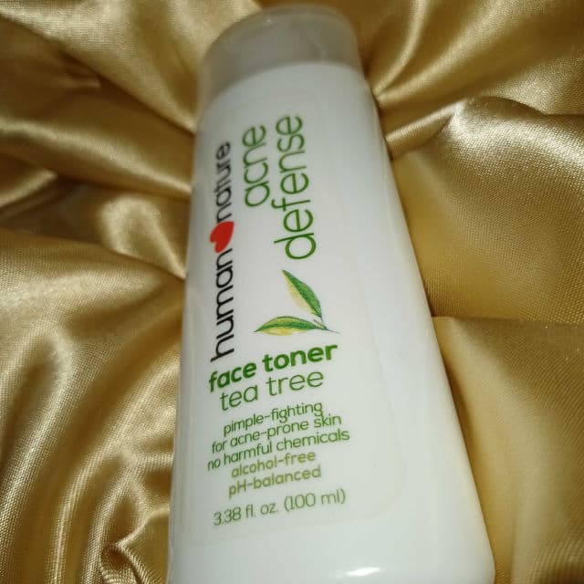 Human Heart Nature Acne Defense Facial Wash review photo by Trishalsisto