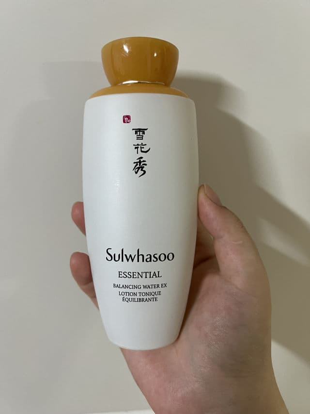 Sulwhasoo Essential Balancing Water EX review photo by Shureek