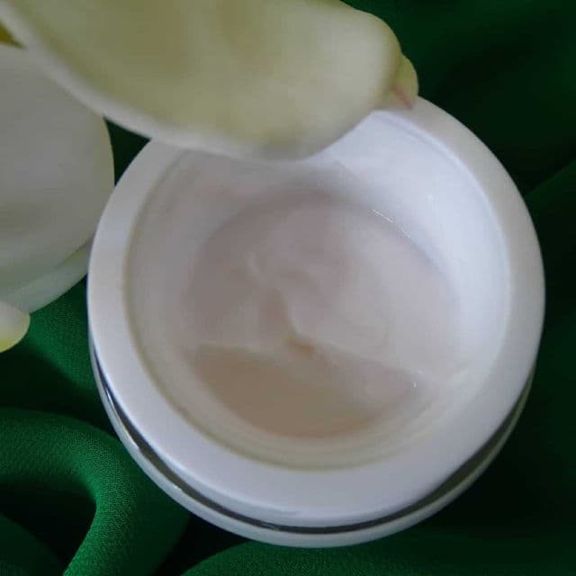 Kiko Hydra Pro Day Hydra - Global Moisturizing Cream SPF 15 review photo by beautyfriya