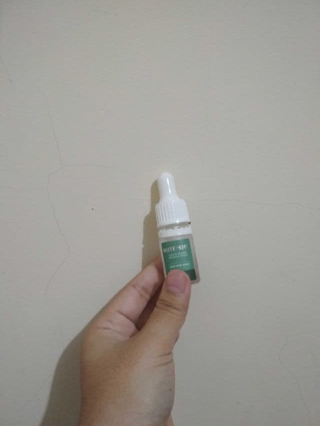 Nutrishe Acne & Blemish Advanced Serum  review photo by YuniQ