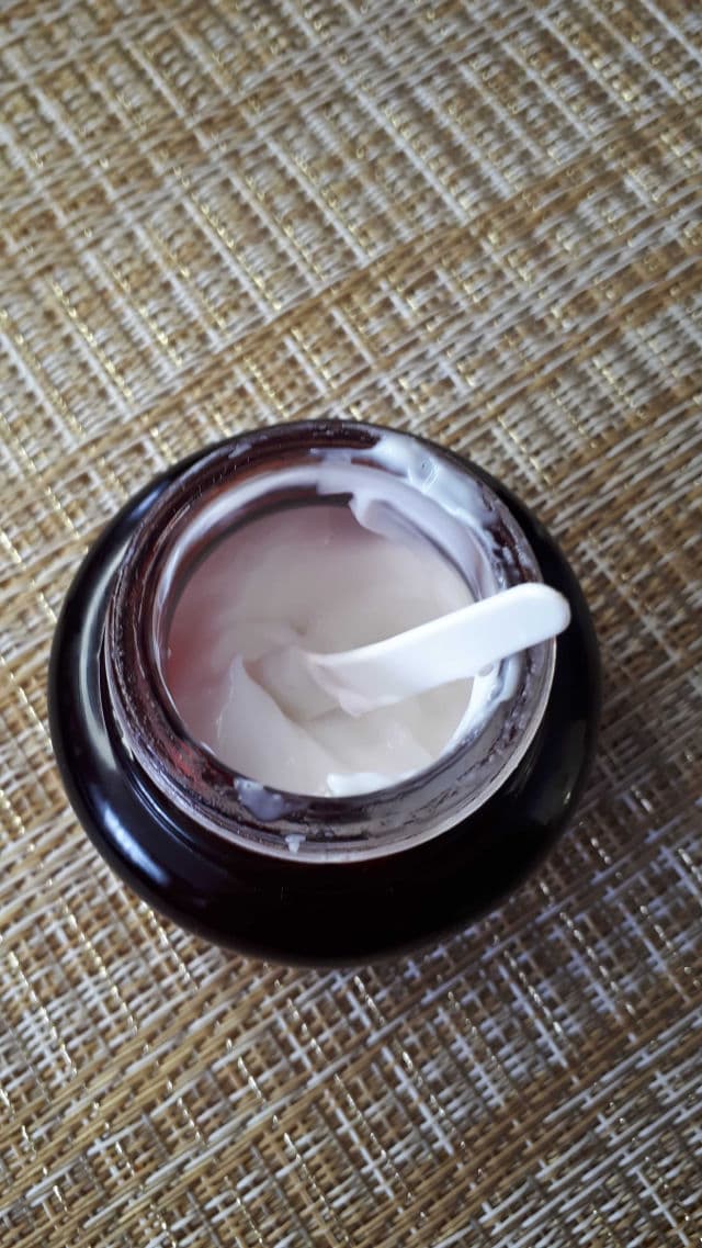 The Skin House Wrinkle Supreme Cream review photo by Samplegeek