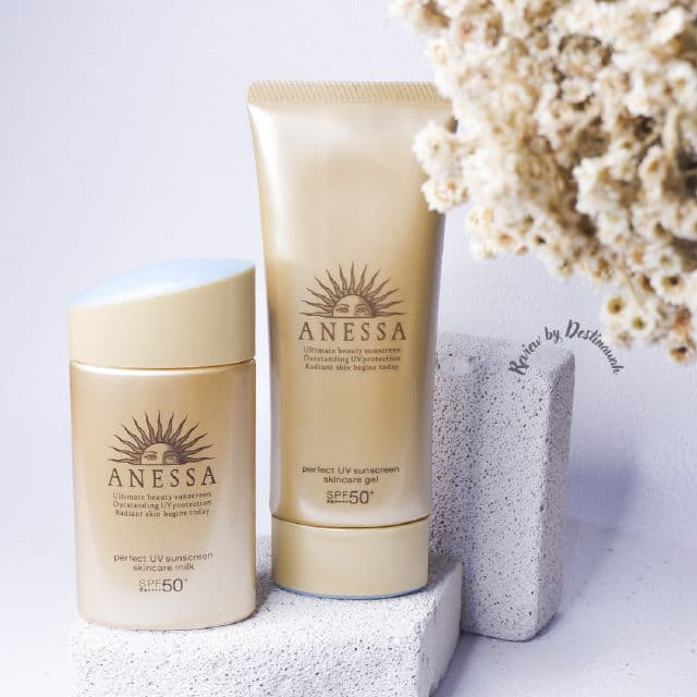 Anessa Perfect UV Sunscreen Skincare Gel SPF 50+ PA++++  review photo by Destinawah