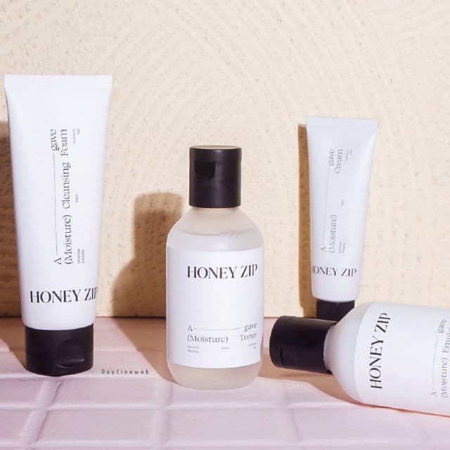 Honey Zip Agave Moisture Cleansing Foam review photo by Destinawah