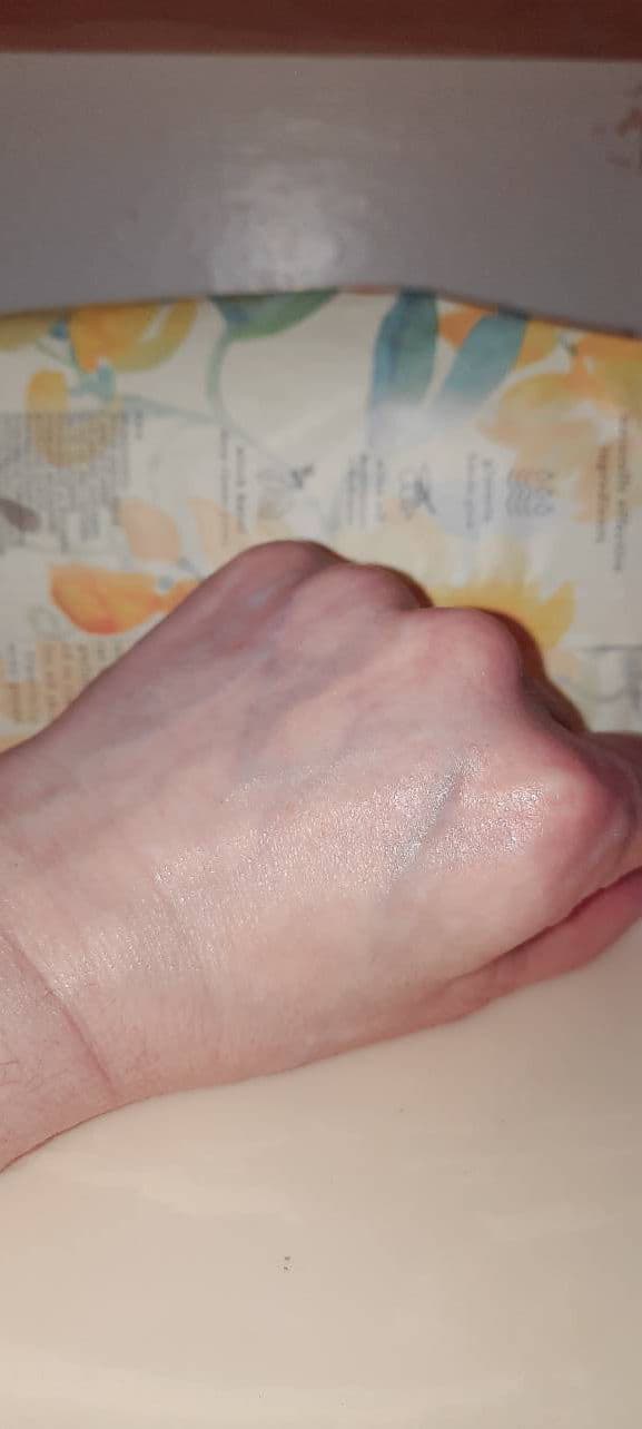 Vitamin-infused Eye Serum product review