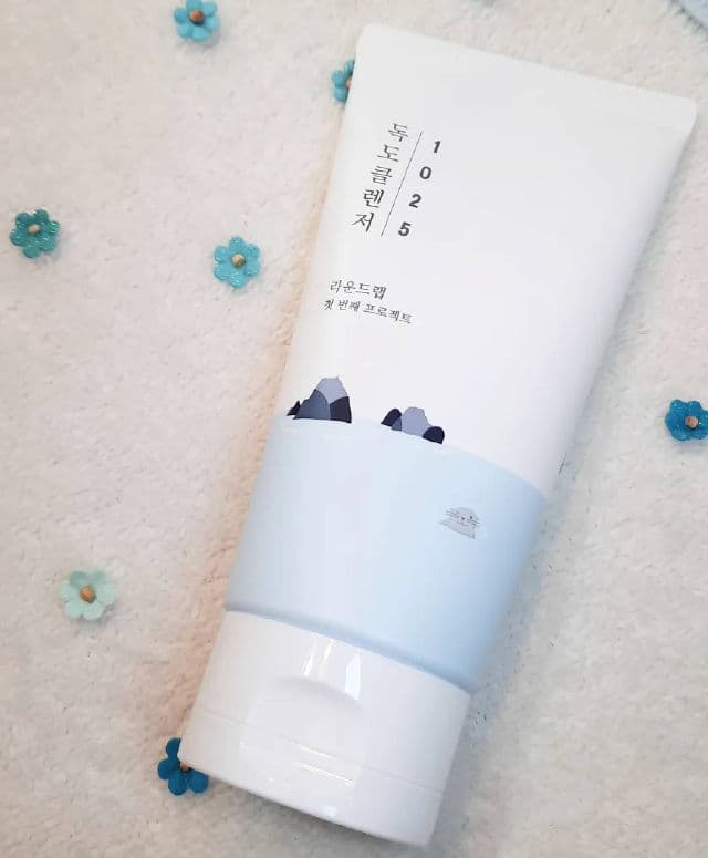 Round Lab 1025 Dokdo Cleanser review photo by Codermary 