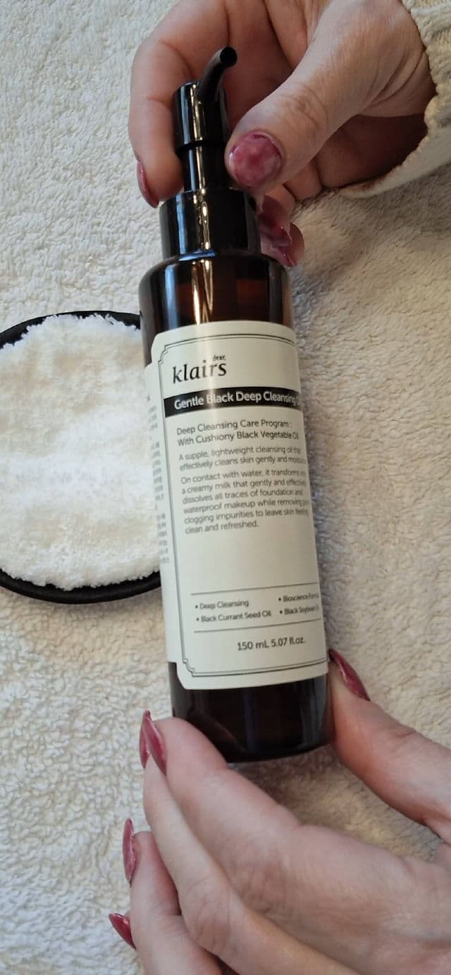 Dear, Klairs Gentle Black Deep Cleansing Oil review photo by Codermary 