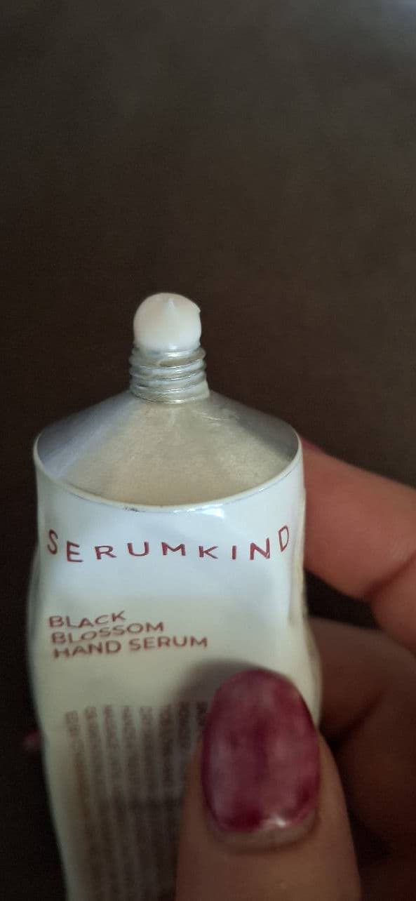 Black Blossom Hand Serum product review