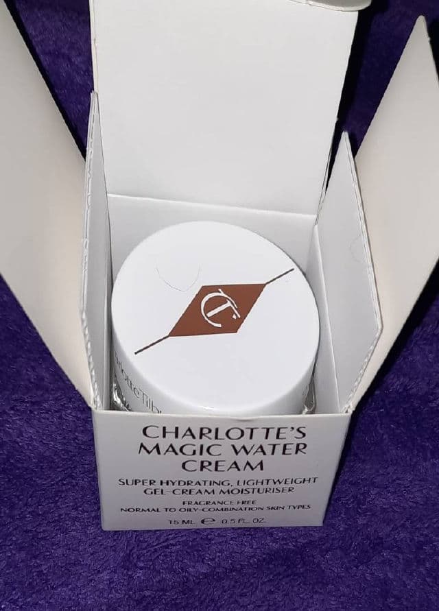 Charlotte Tilbury Charlotte's Magic Water Cream review photo by Codermary 