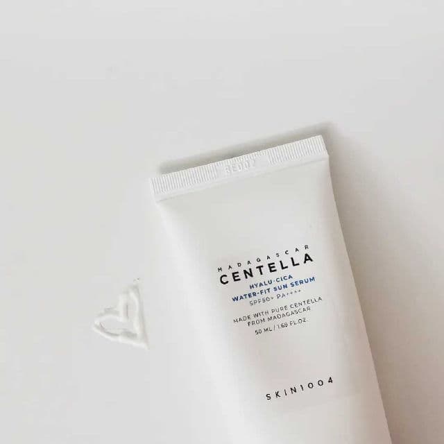 SKIN1004 Madagascar Centella Hyalu-Cica Water-Fit Sun Serum SPF50+ PA++++ review photo by SarahSmile