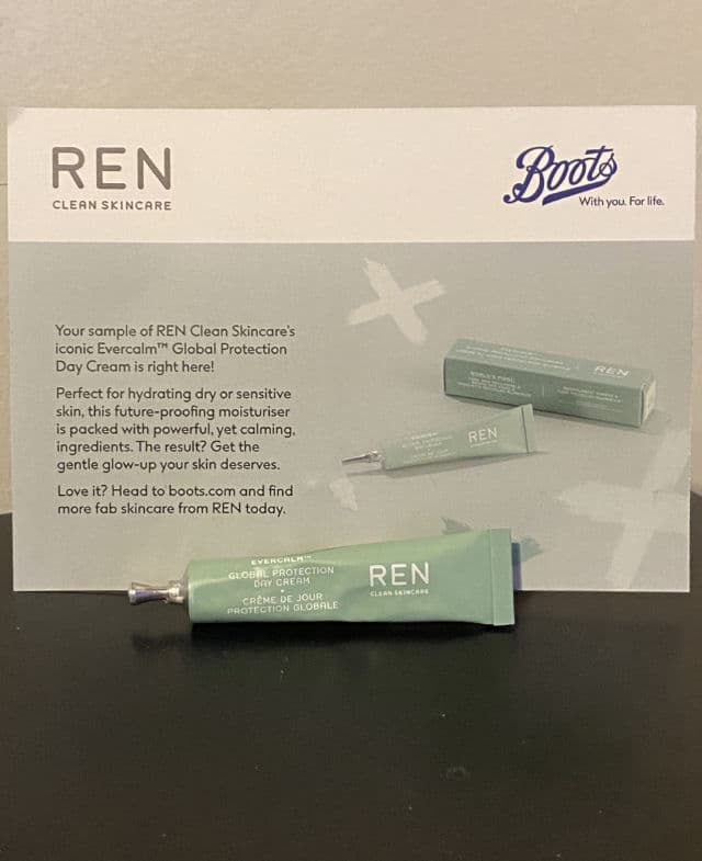 Ren Evercalm Global Protection Day Cream review photo by MariaMhddn
