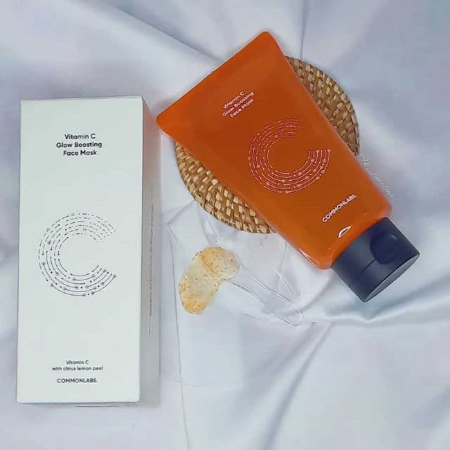 COMMONLABS Vitamin C Glow Boosting Face Mask review photo by Amaliah