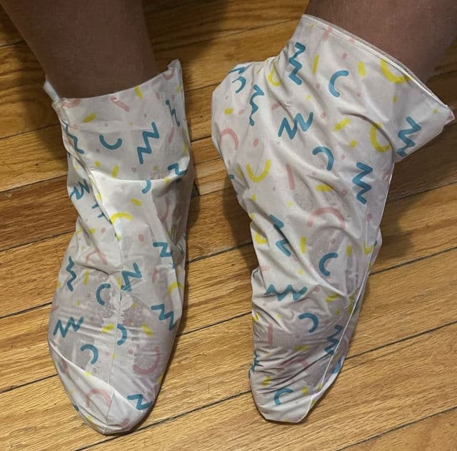 MADFORCOS Silky Coconut Oil Foot Mask review photo by DEZ1970