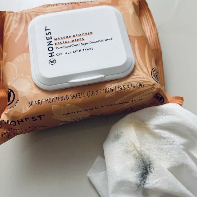 Honest Beauty Honest Beauty  Makeup Remover Wipes review photo by purplerain9