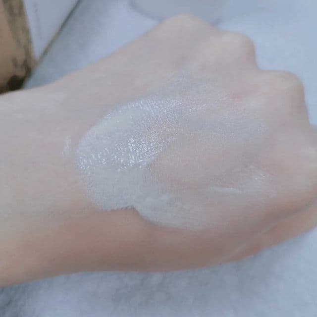 SKIN1004 Madagascar Centella Air-Fit Suncream Plus SPF50 PA++++ review photo by Happyzai168