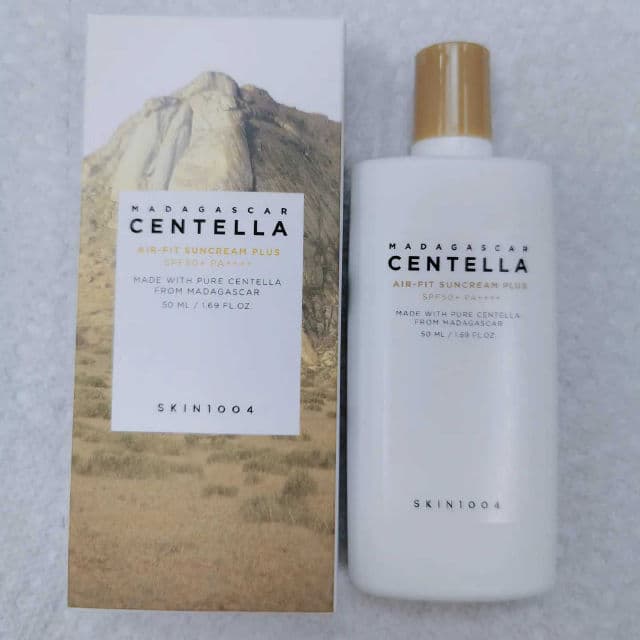 SKIN1004 Madagascar Centella Air-Fit Suncream Plus SPF50 PA++++ review photo by Happyzai168