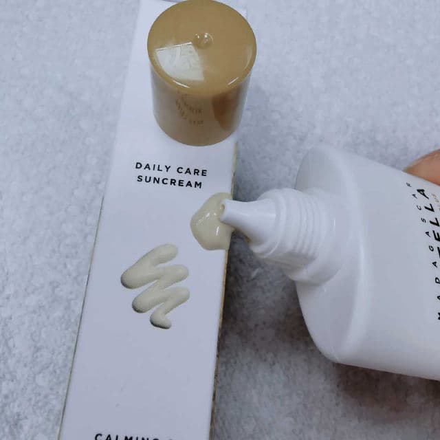 SKIN1004 Madagascar Centella Air-Fit Suncream Plus SPF50 PA++++ review photo by Happyzai168
