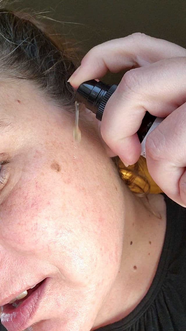 YEOUTH Retinol Serum Hyaluronic Acid Vitamin E Aloe Vera review photo by SarriK