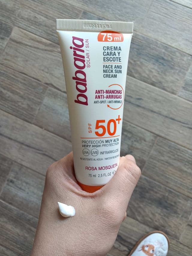 Babaria Anti-Spot And Anti-Wrinkle Sun Cream SPF50+ review photo by JuditMTeaches
