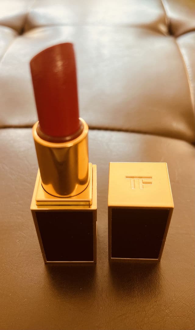 Tom Ford Lip Color #16 Scarlet Rouge  review photo by MMtrynew