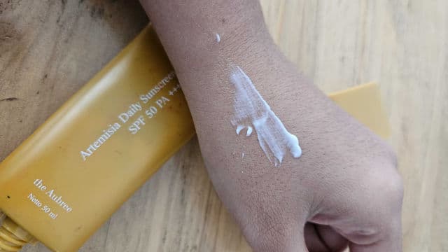 the Aubree Artemisia Daily Sunscreen SPF 50 PA ++++ review photo by noviesid