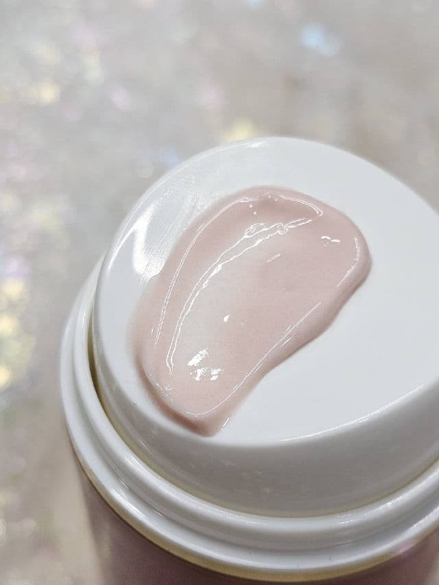 Elizabeth Arden Retinol + HPR Ceramide Rapid Skin-Renewing Water Cream review photo by lanubedejuanilp