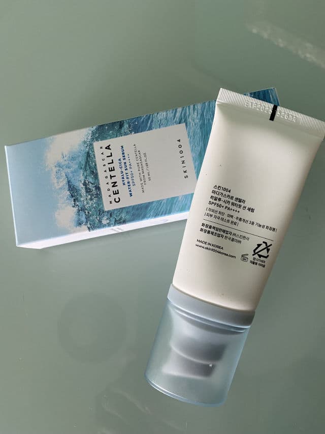 SKIN1004 Madagascar Centella Hyalu-Cica Water-Fit Sun Serum SPF50+ PA++++ review photo by mariposasinalass