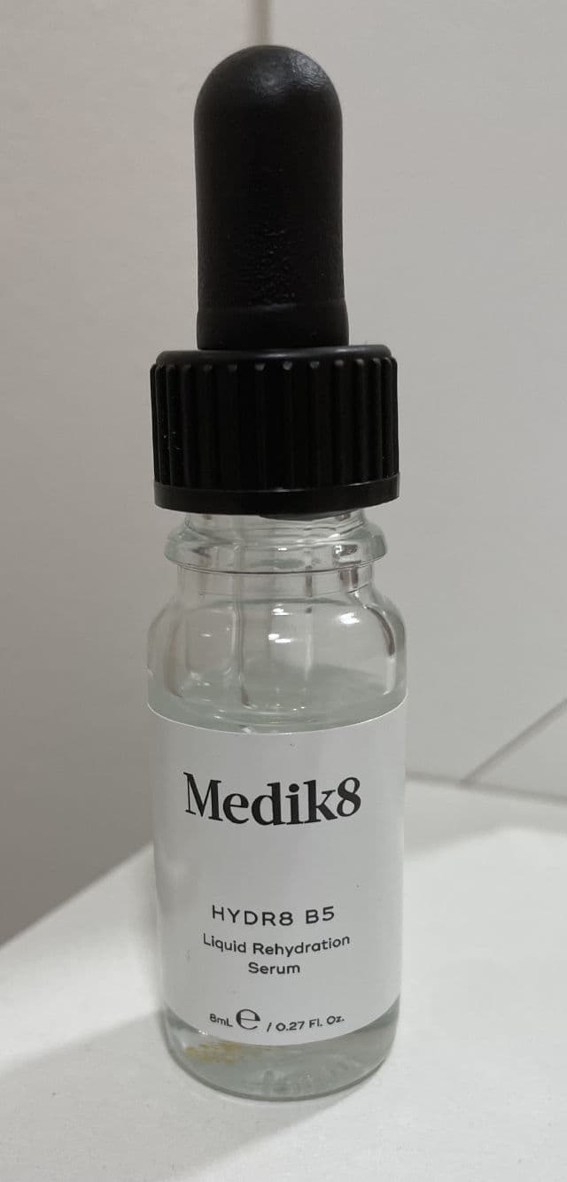 Medik8 HYDR8 B5 Liquid Rehydration Serum review photo by Hebskin
