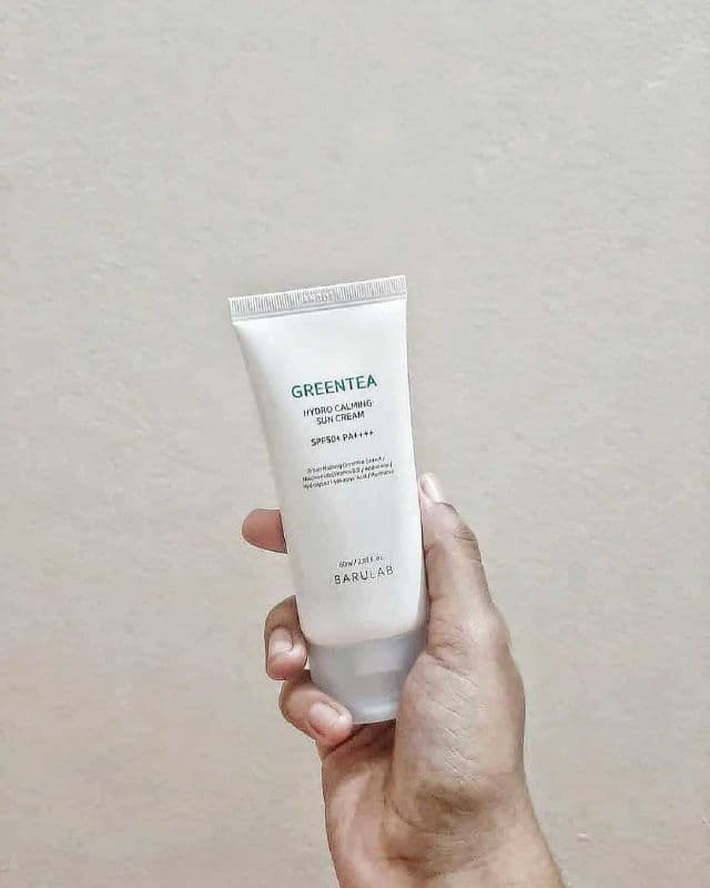Barulab Greentea Hydro Calming Sun Cream SPF50+ PA++++ review photo by SkincareWisdom16