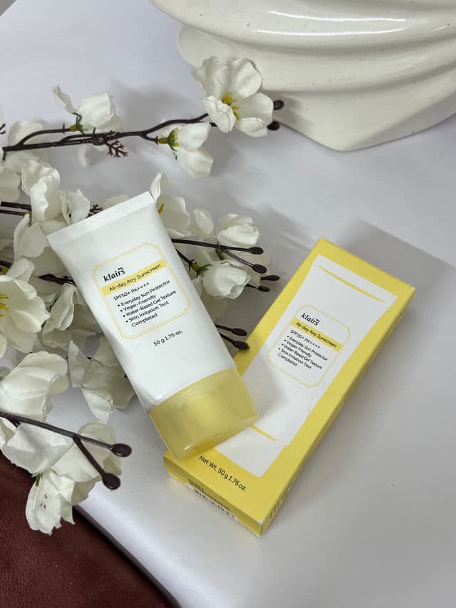 Dear, Klairs All-day Airy Sunscreen SPF50+ PA++++ review photo by Apz