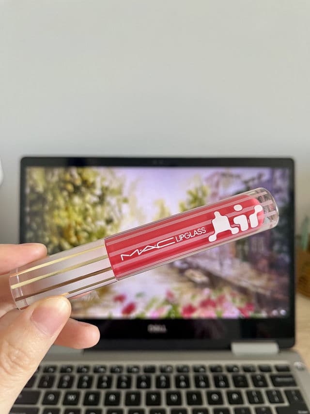 MAC Lipglass review photo by KellyK