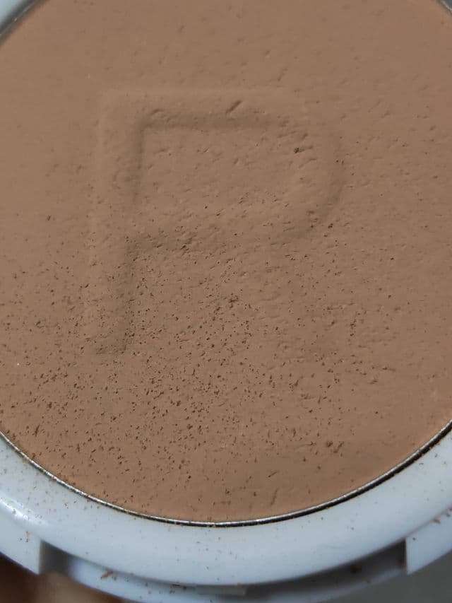Relove Super Matte Pressed Powder product review