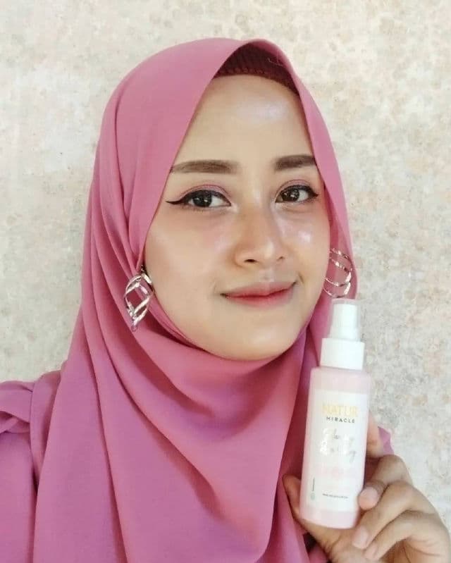 Natur Skin Care Miracle Balancing Rose Spray review photo by AnidaMawaddah
