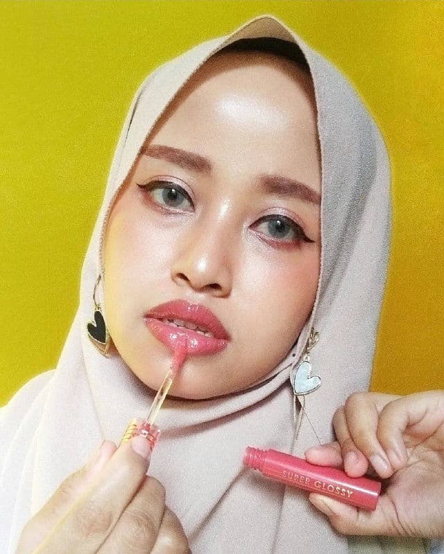 Focallure Super Glossy Tint review photo by AnidaMawaddah
