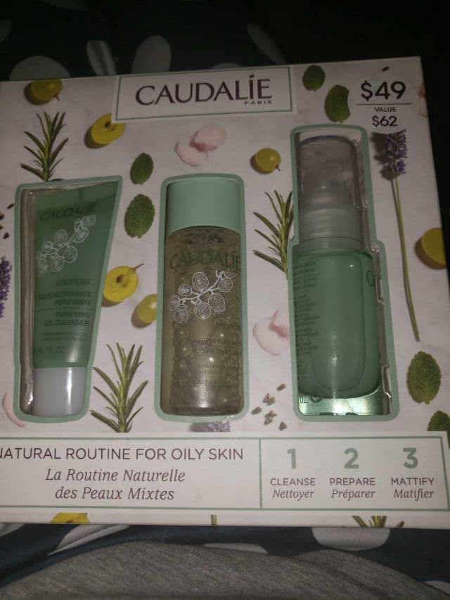 Caudalie Paris Vinopure Purifying Gel Cleanser review photo by TessaLynnXo