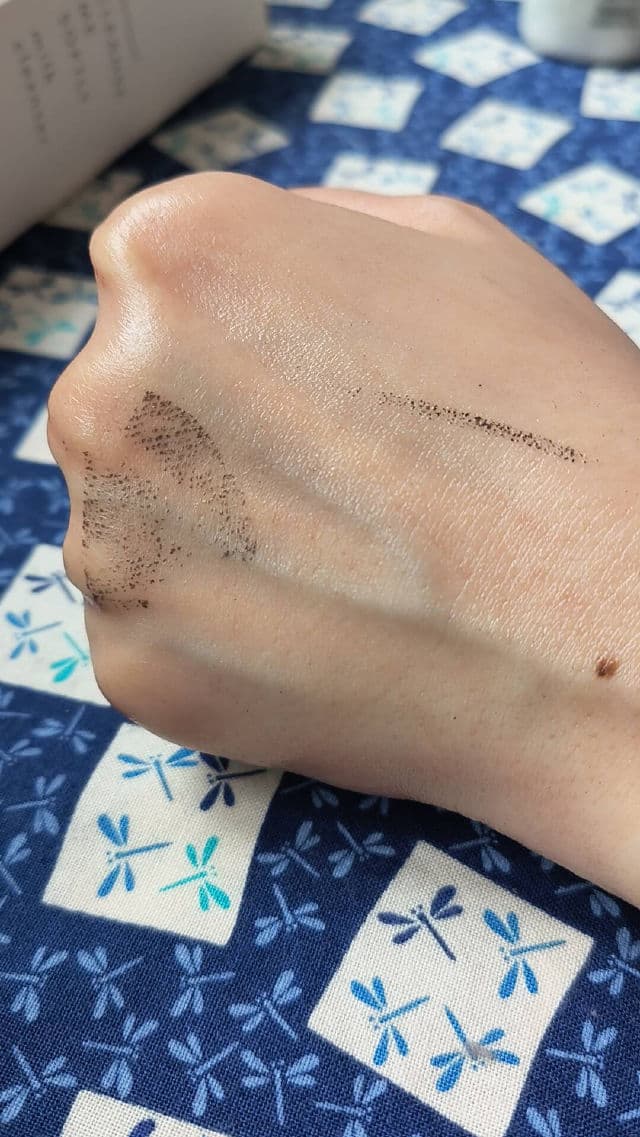Sioris Cleanse Me Softly Milk Cleanser review photo by zombieskinz