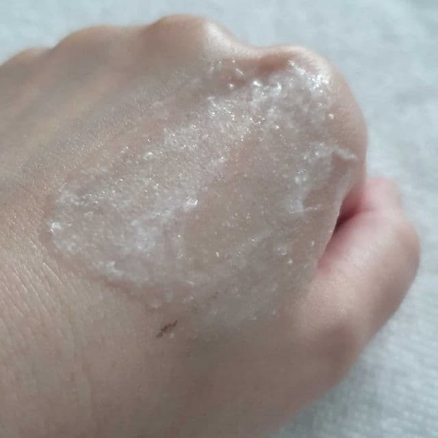First Aid Beauty Face Cleanser review photo by zombieskinz
