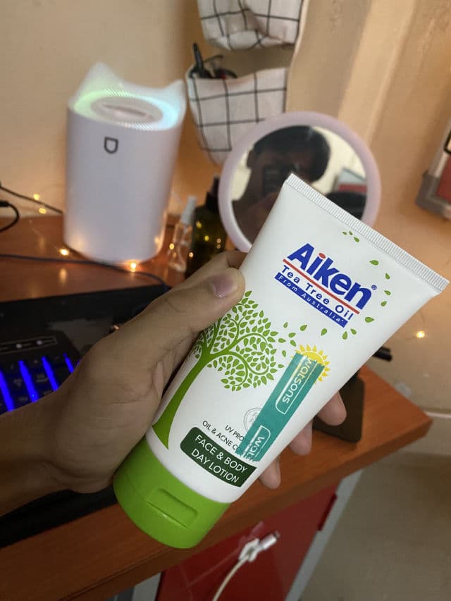 Aiken Tea Tree Oil Face & Body Day Lotion SPF25 review photo by amrhzw