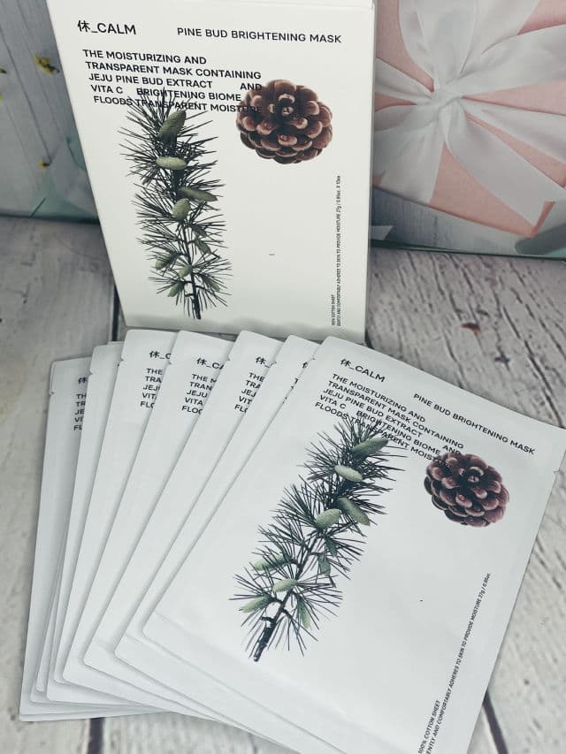 Hue Calm Pine Bud Brightening Mask review photo by Miaahannah